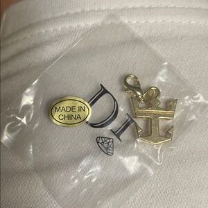 DI DIAMOND INTERNATIONAL Sealed New GOLD TONE ANCHOR CHARM